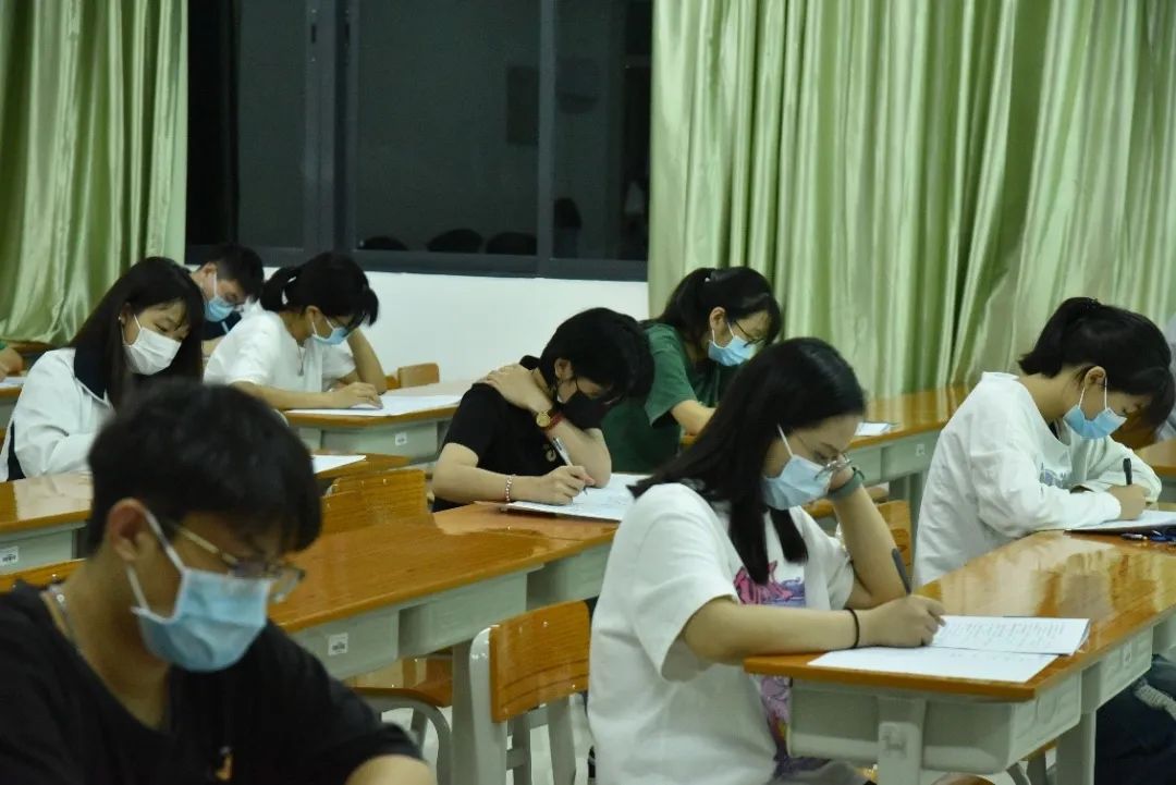 16EC7